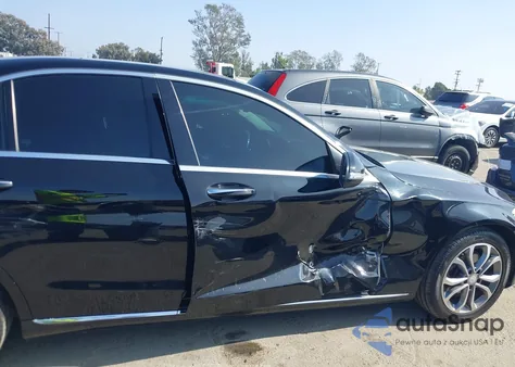 2017 Mercedes-Benz C 300 из США, поврежденный, VIN 55SWF4JB8HU192733